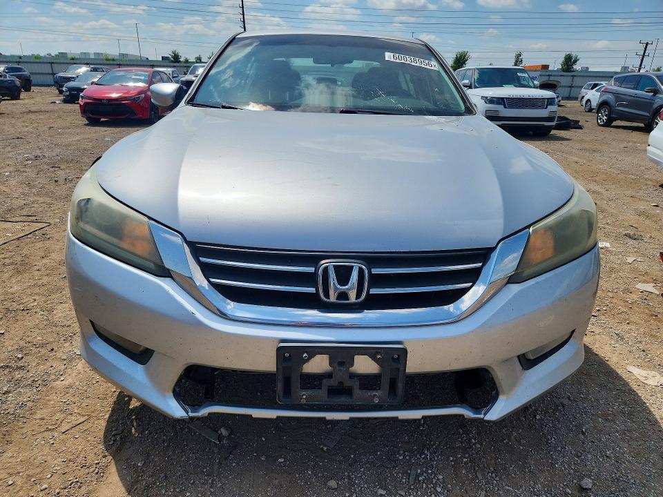 Photo 5 from auction – 2013 HONDA ACCORD with VIN 1HGCR2F55DA143447