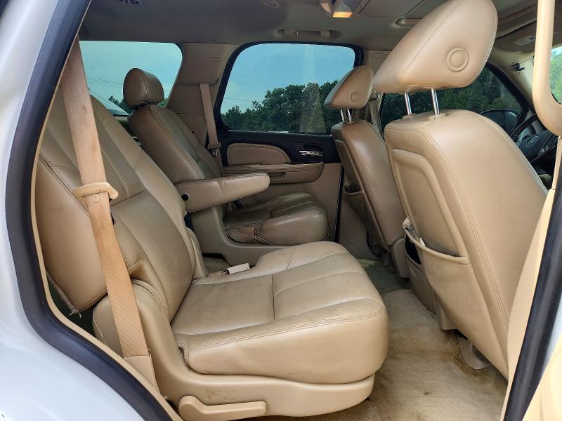 Photo 11 from auction – 2008 GMC YUKON with VIN 1GKFK63818J132848
