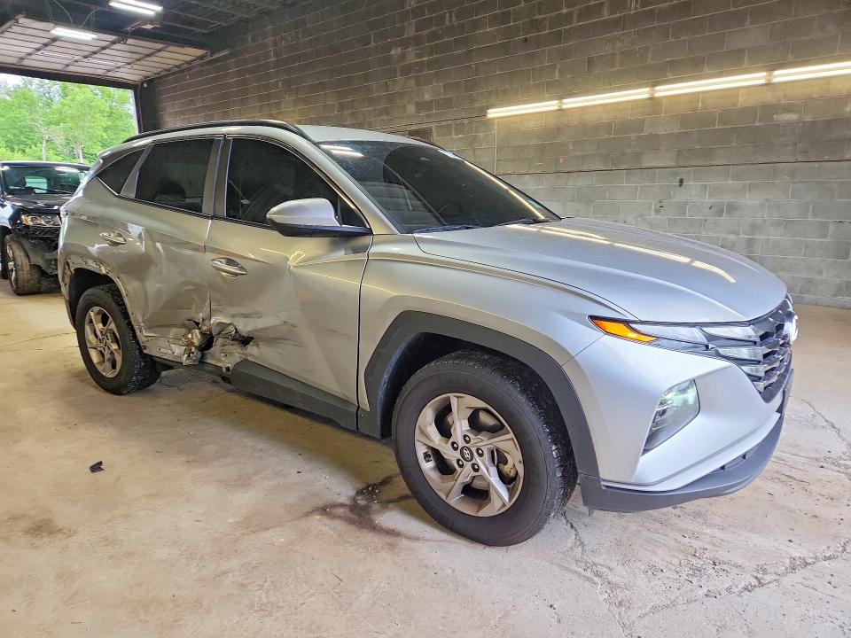 Photo 4 from auction – 2024 HYUNDAI TUCSON with VIN 5NMJBCDE5RH316481