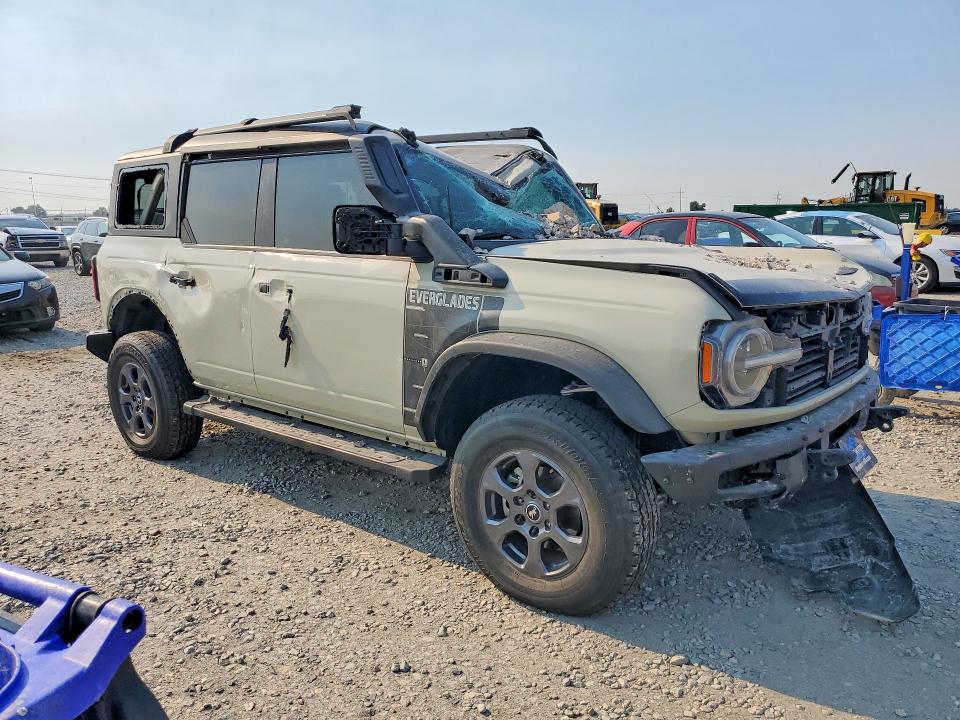 Photo 4 from auction – 2022 FORD BRONCO with VIN 1FMEE5DH7NLB58678