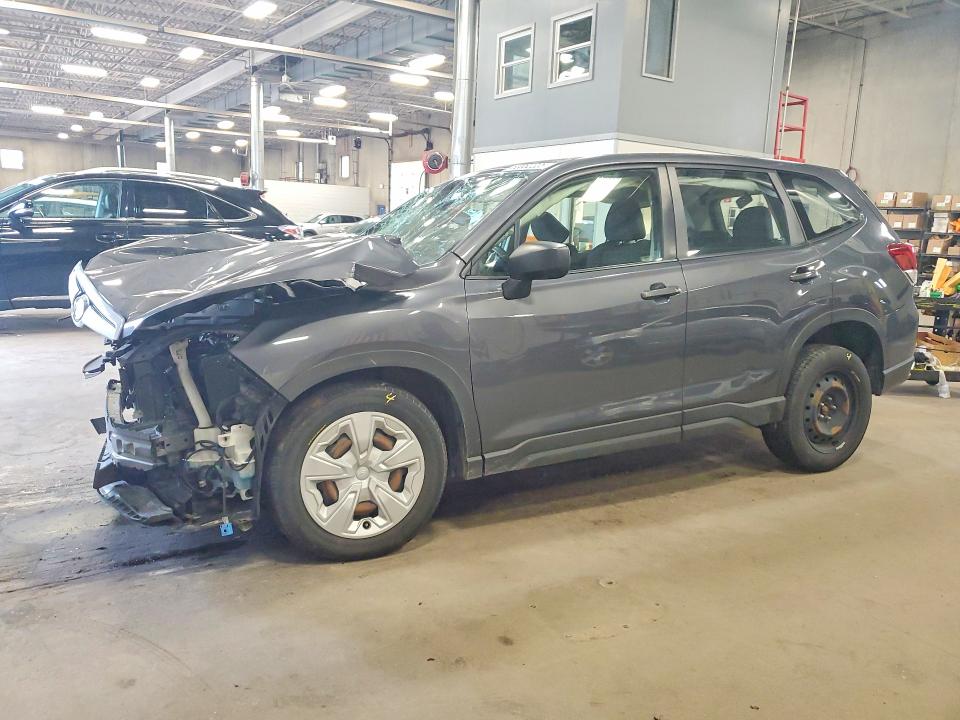SUBARU FORESTER 2020 with VIN JF2SKAAC7LH420119 - Photo from auction