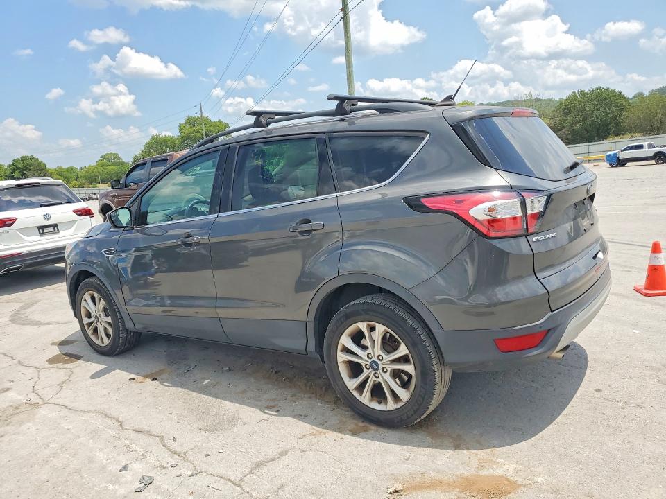 Photo 2 from auction – 2018 FORD ESCAPE with VIN 1FMCU9HD0JUC87231