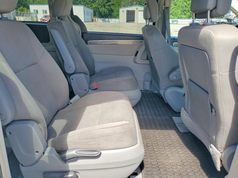 Photo 11 from auction – 2011 VOLKSWAGEN ROUTAN with VIN 2V4RW4DG8BR714784