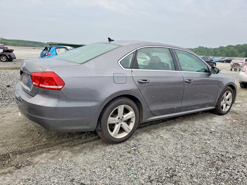 Photo 3 from auction – 2012 VOLKSWAGEN PASSAT with VIN 1VWBP7A32CC062117