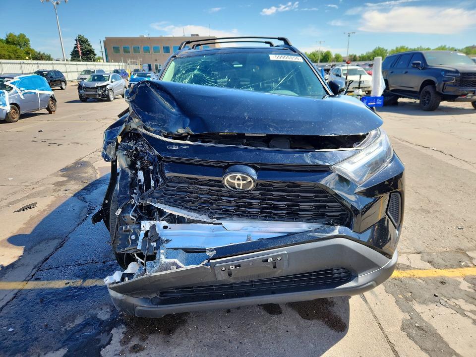Photo 5 from auction – 2022 TOYOTA RAV4 with VIN 2T3P1RFV1NC287713
