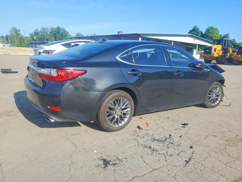 Photo 3 from auction – 2018 LEXUS ES with VIN 58ABK1GG7JU115852