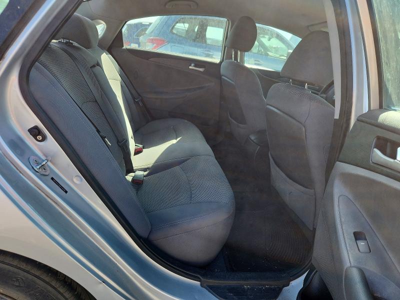 Photo 10 from auction – 2011 HYUNDAI SONATA with VIN 5NPEB4AC6BH199688
