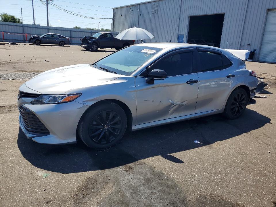 TOYOTA CAMRY 2020 with VIN 4T1C11BK4LU009470 - Photo from auction