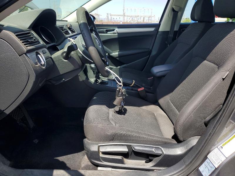 Photo 7 from auction – 2016 VOLKSWAGEN PASSAT with VIN 1VWAS7A34GC025960