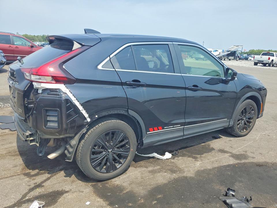 Photo 3 from auction – 2022 MITSUBISHI ECLIPSE CROSS with VIN JA4ASVAA9NZ028296
