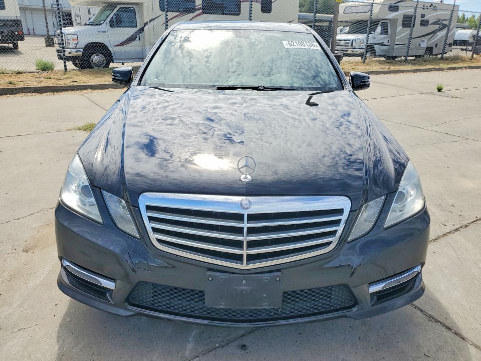 Photo 5 from auction – 2013 MERCEDES-BENZ E with VIN WDDHF5KB5DA732854