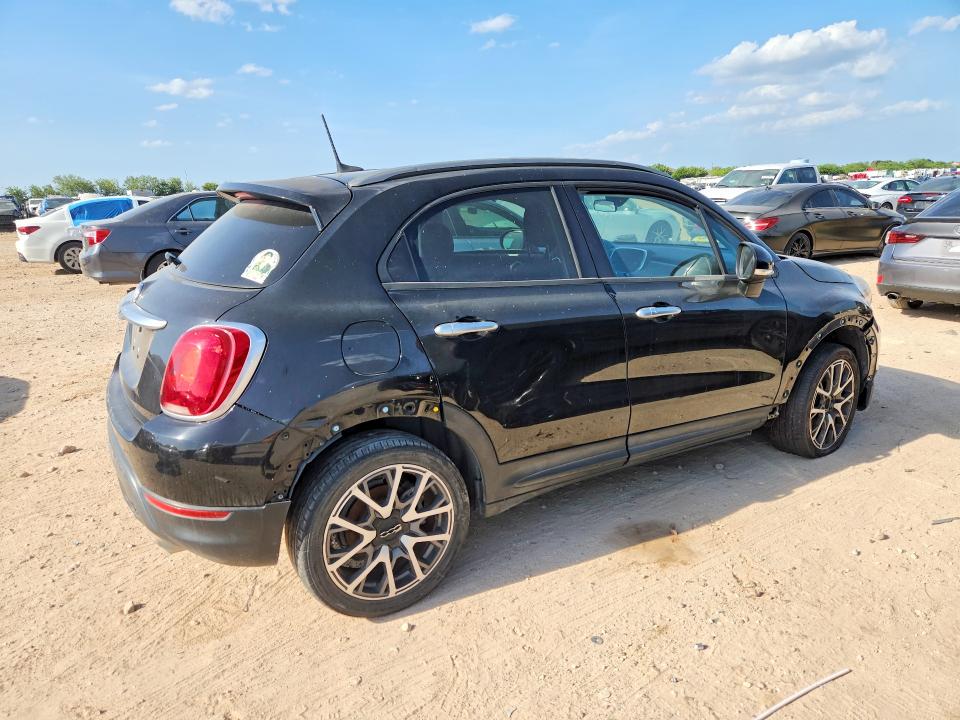 Foto 3 de la subasta – 2018 FIAT 500X con VIN ZFBCFXCB0JP668944