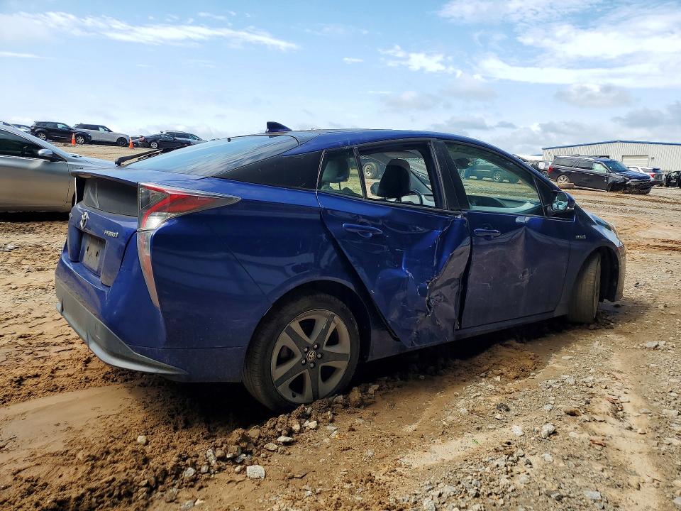 Photo 3 from auction – 2017 TOYOTA PRIUS with VIN JTDKARFU2H3532123
