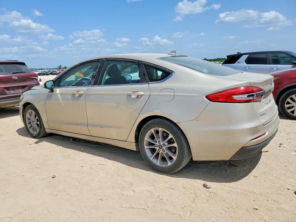 Photo 2 from auction – 2019 FORD FUSION with VIN 3FA6P0HD8KR276349
