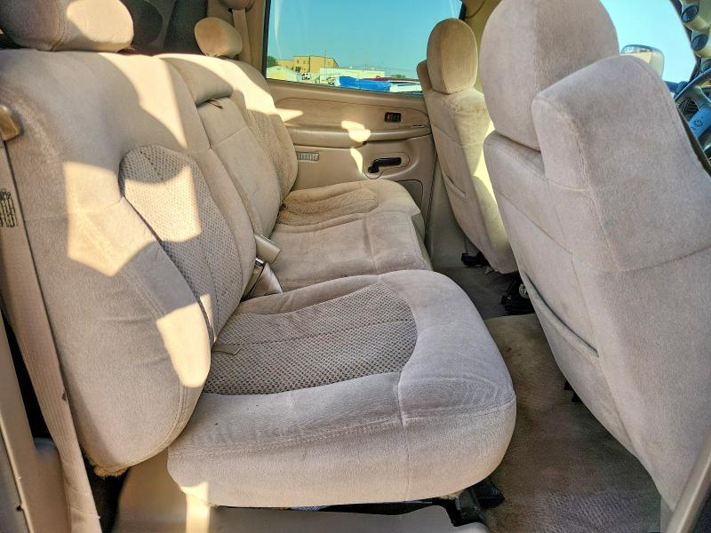 Photo 10 from auction – 2002 CHEVROLET SILVERADO with VIN 1GCHC23102F216103
