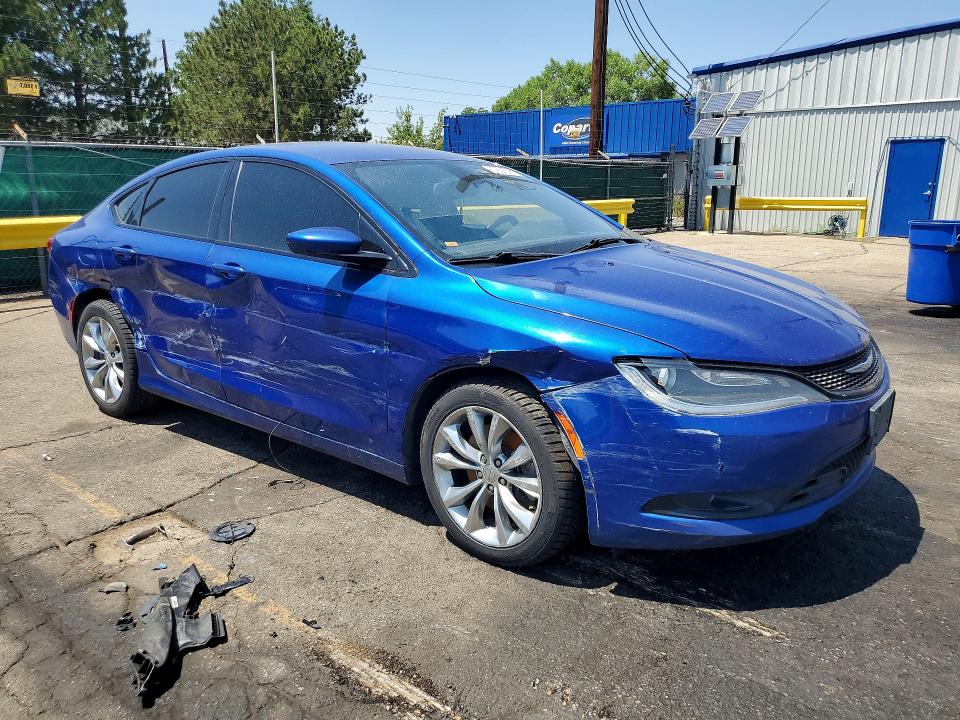 Photo 4 from auction – 2016 CHRYSLER 200 with VIN 1C3CCCDG8GN100667