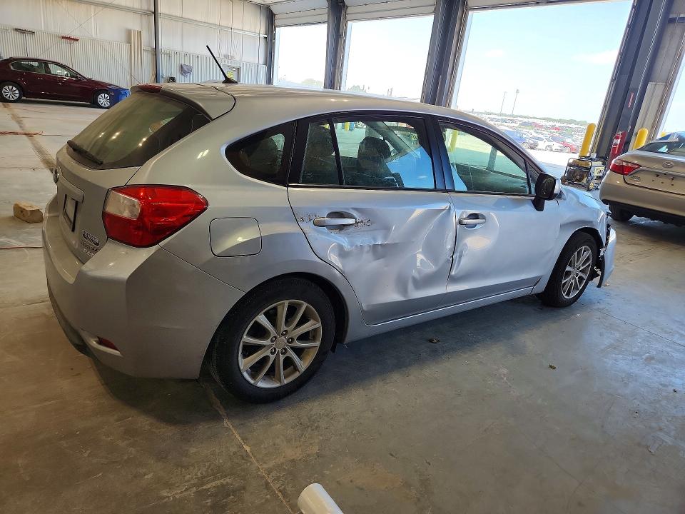 Zdjęcie 3 z aukcji – 2013 SUBARU IMPREZA z VIN JF1GPAC68D2861345