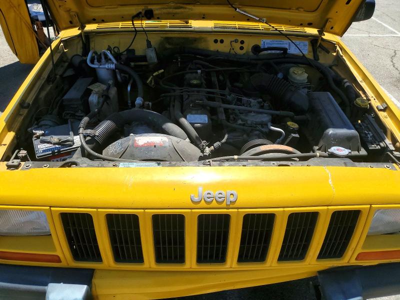 Photo 11 from auction – 2001 JEEP CHEROKEE with VIN 1J4FT48S51L581049