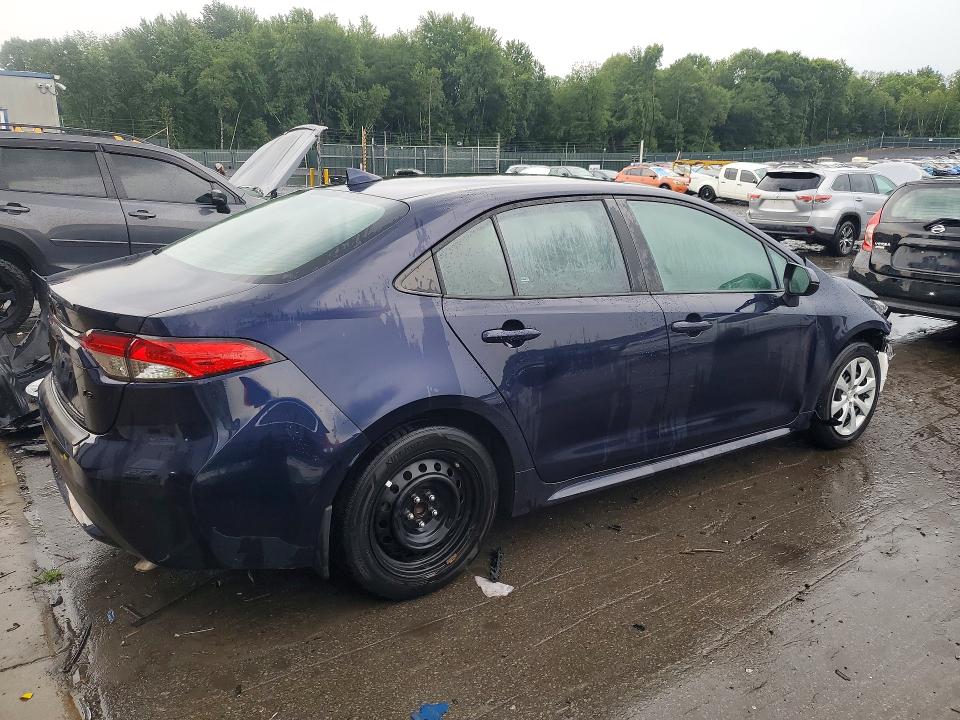 Zdjęcie 3 z aukcji – 2022 TOYOTA COROLLA z VIN 5YFEPMAE1NP352312