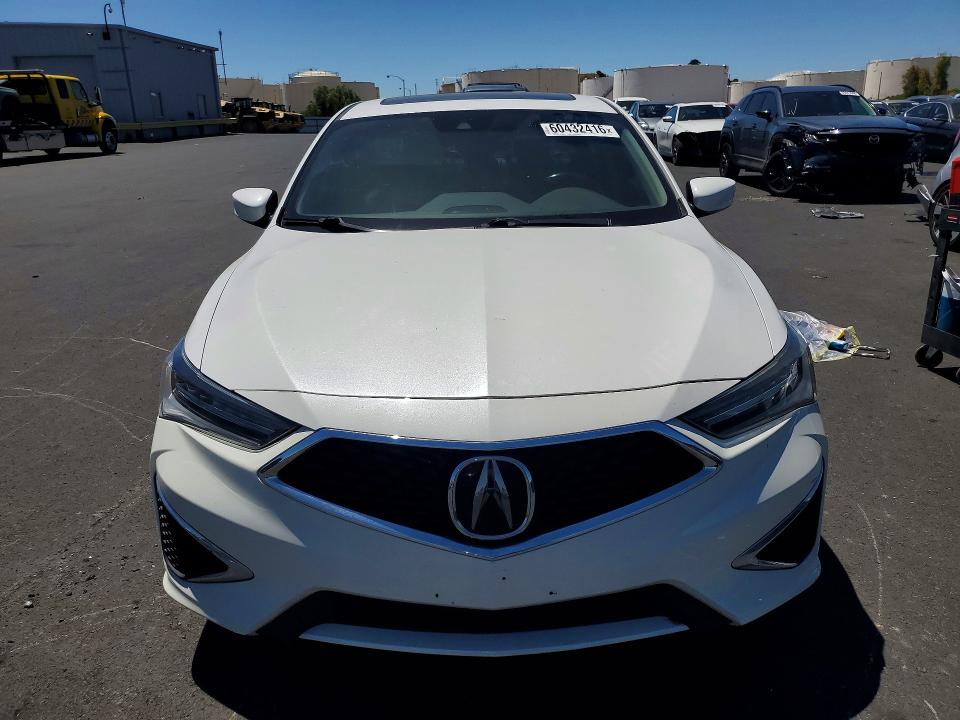 Photo 5 from auction – 2019 ACURA ILX with VIN 19UDE2F33KA014585