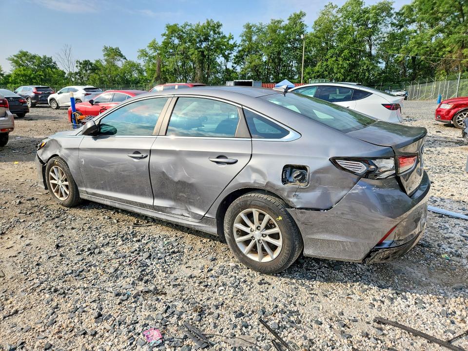 Photo 2 from auction – 2019 HYUNDAI SONATA with VIN 5NPE24AF3KH755837