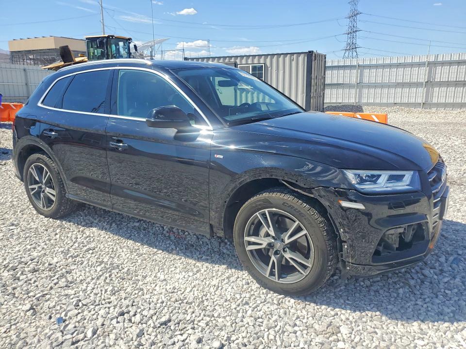 Foto 4 de la subasta – 2020 AUDI Q5 E con VIN WA1E2AFY6L2061617