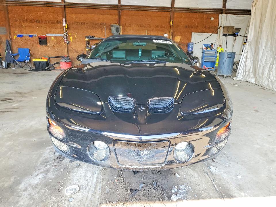 Photo 5 from auction – 2002 PONTIAC FIREBIRD with VIN 2G2FV32G722130371