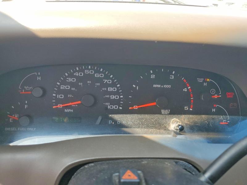 Photo 9 from auction – 2002 FORD F250 with VIN 1FTNW21F42ED32256