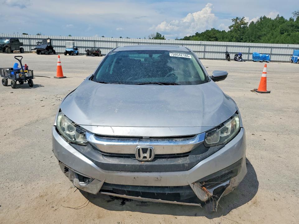 Photo 5 from auction – 2018 HONDA CIVIC with VIN 2HGFC2F7XJH503728