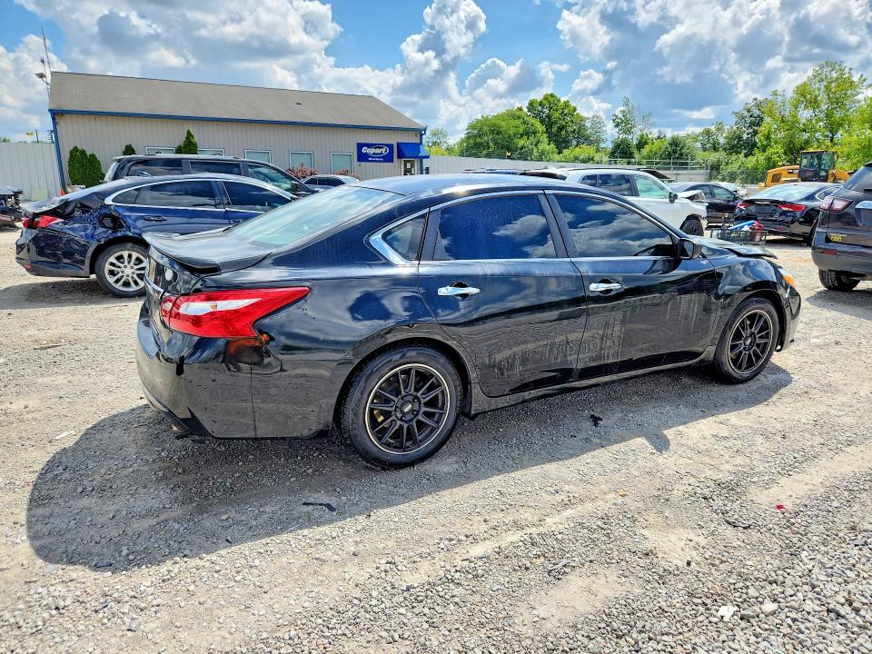 Photo 3 from auction – 2016 NISSAN ALTIMA with VIN 1N4AL3AP3GN334485