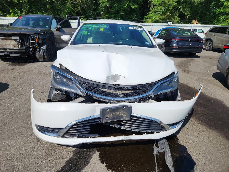 Photo 5 from auction – 2015 CHRYSLER 200 with VIN 1C3CCCABXFN688157