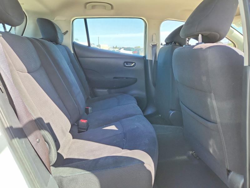 Photo 10 from auction – 2015 NISSAN LEAF with VIN 1N4AZ0CP8FC304614