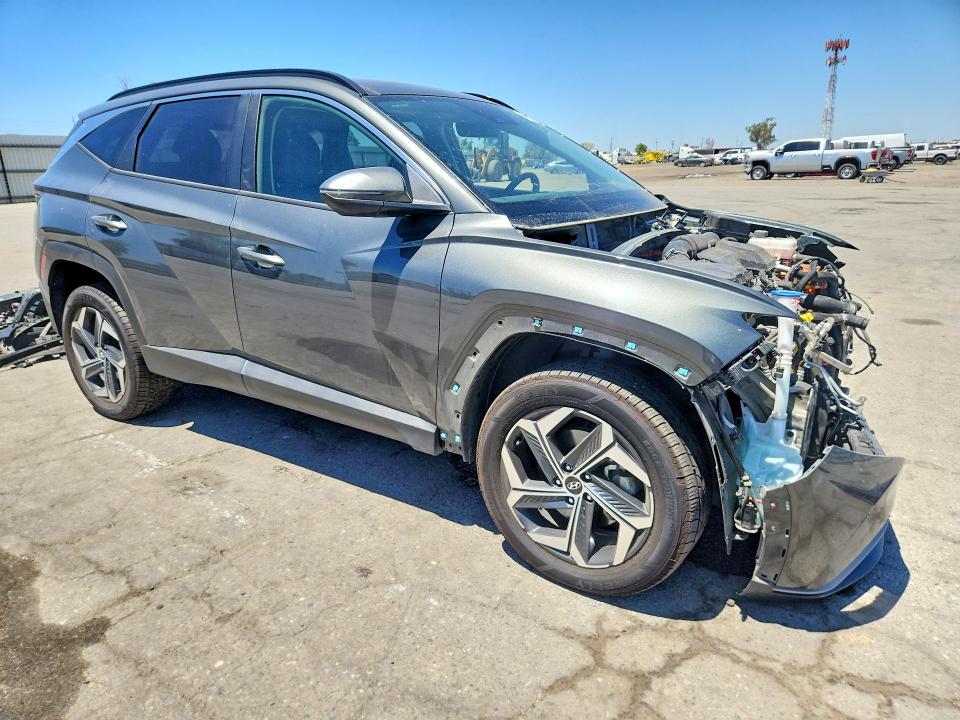 Photo 4 from auction – 2024 HYUNDAI TUCSON with VIN KM8JCCD13RU177935