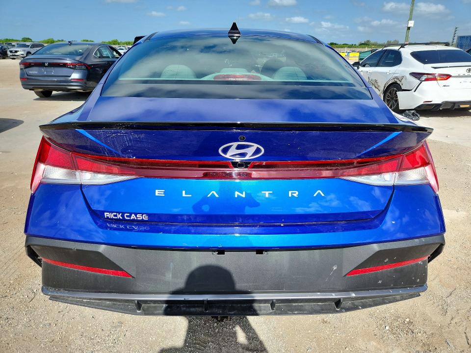 Photo 6 from auction – 2025 HYUNDAI ELANTRA with VIN KMHLM4DGXSU080396