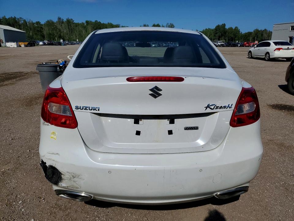 Photo 6 from auction – 2010 SUZUKI KIZASHI with VIN JS2RF9A71A6100117