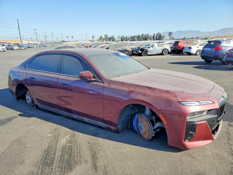 Photo 4 from auction – 2023 BMW I7 with VIN WBY53EJ06PCM40952