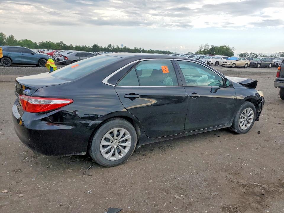 Photo 3 from auction – 2016 TOYOTA CAMRY with VIN 4T4BF1FK7GR564125