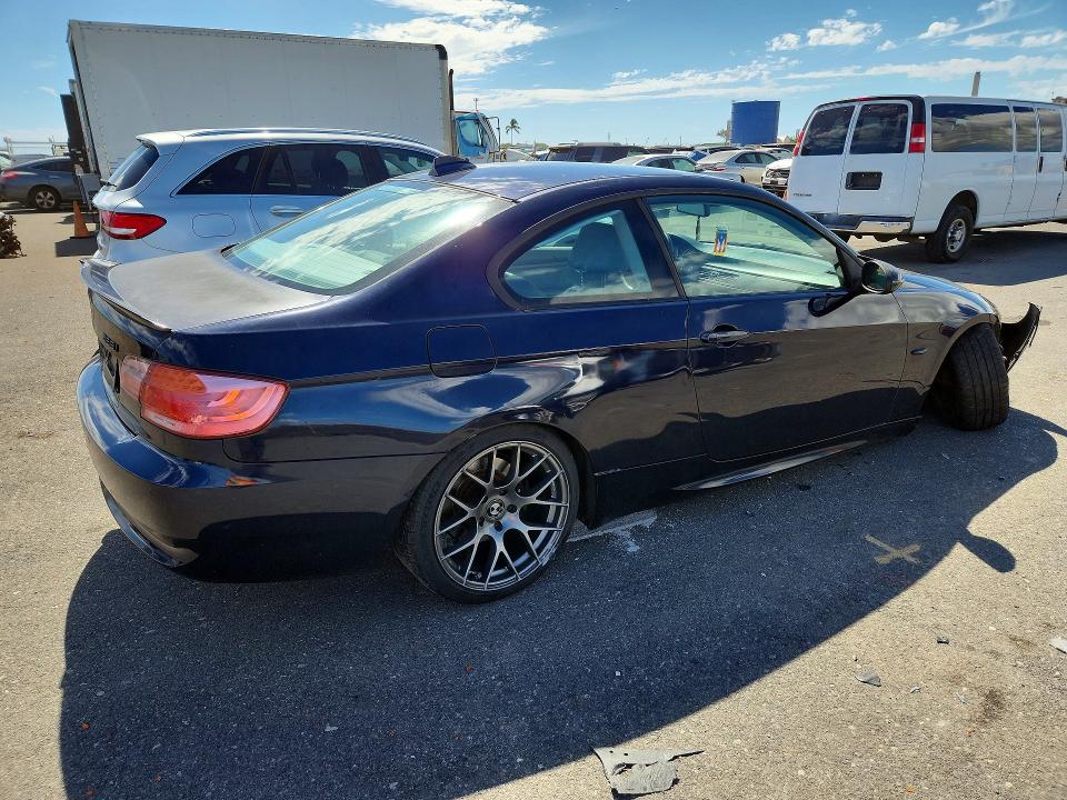 Photo 3 from auction – 2007 BMW 328 with VIN WBAWB33507PV71838