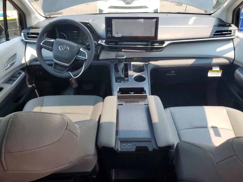 Photo 8 from auction – 2026 TOYOTA SIENNA with VIN 5TDYSKFCXTS261583