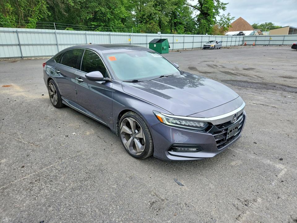 Photo 4 from auction – 2019 HONDA ACCORD with VIN 1HGCV2F90KA024118