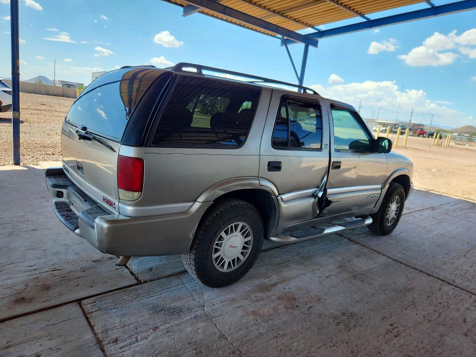 Photo 3 from auction – 2001 GMC JIMMY with VIN 1GKDT13W912217751