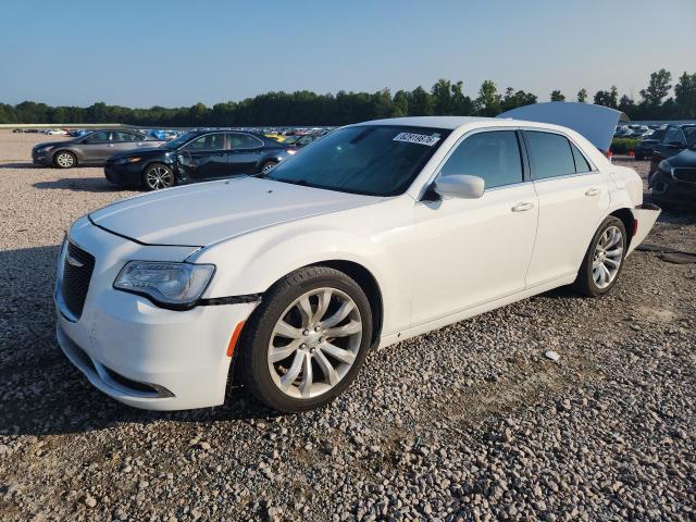 CHRYSLER 300 2018 с VIN 2C3CCAAG9JH249744 - Фото с аукциона