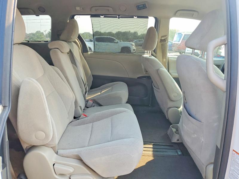 Photo 11 from auction – 2016 TOYOTA SIENNA with VIN 5TDKK3DC0GS746626