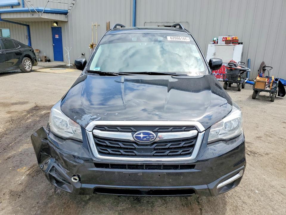 Photo 5 from auction – 2018 SUBARU FORESTER with VIN JF2SJAGC7JH487603
