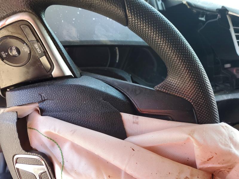Photo 9 from auction – 2016 HONDA CIVIC with VIN 2HGFC2F58GH551431