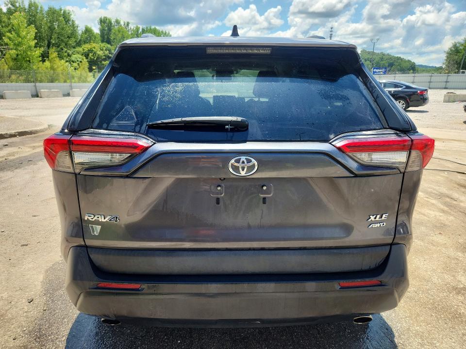 Photo 6 from auction – 2023 TOYOTA RAV4 with VIN 2T3P1RFV3PW381576
