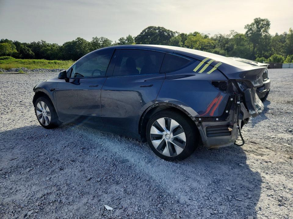 Photo 2 from auction – 2023 TESLA MODEL Y with VIN 7SAYGDED9PF958361