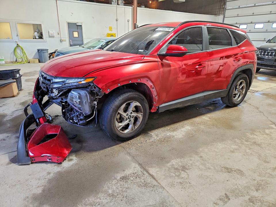 HYUNDAI TUCSON 2022 with VIN 5NMJBCAE3NH159189 - Photo from auction