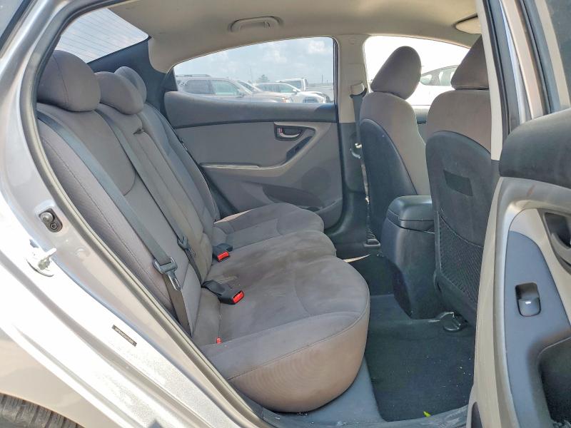 Снимка 11 от търг – 2016 HYUNDAI ELANTRA с VIN 5NPDH4AE5GH719592