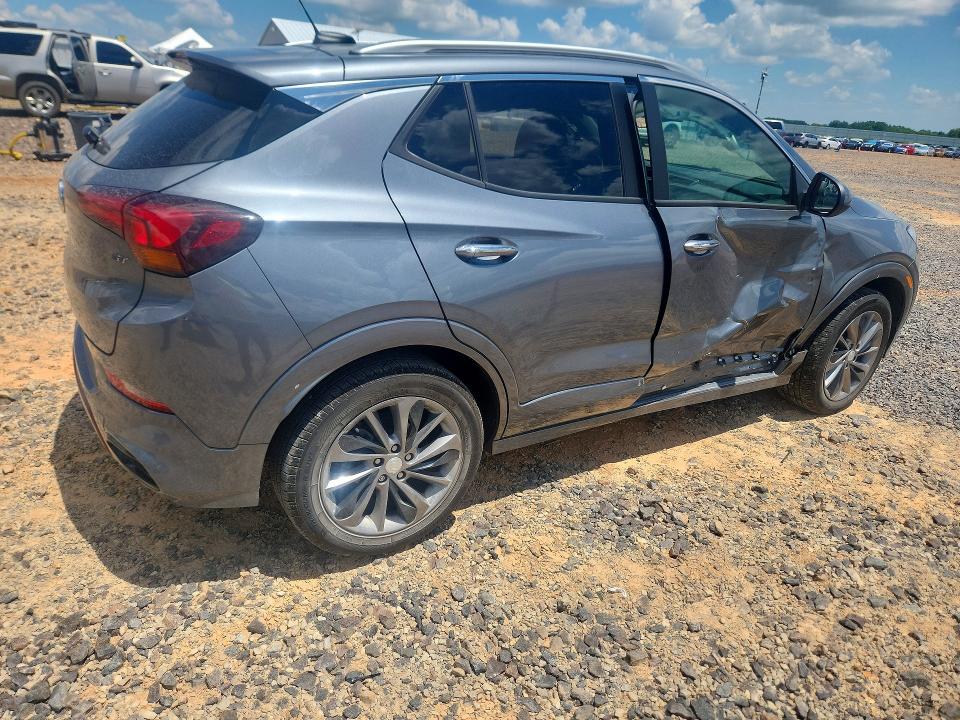 Photo 3 from auction – 2021 BUICK ENCORE GX with VIN KL4MMDSL5MB084518